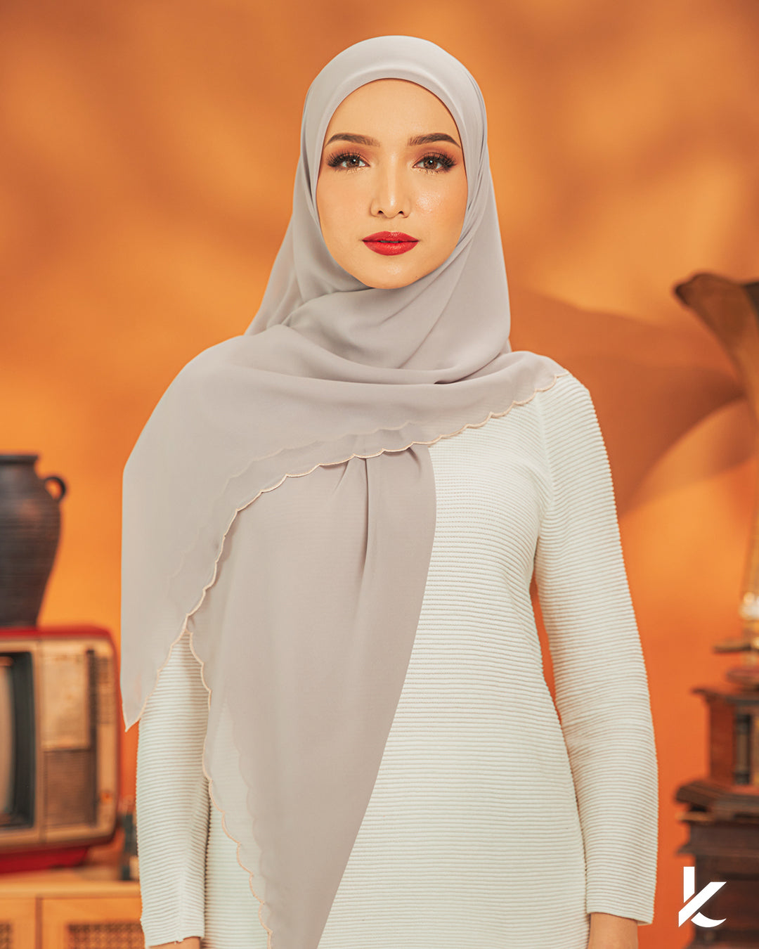 Suri Bawal Sulam in Light Purity