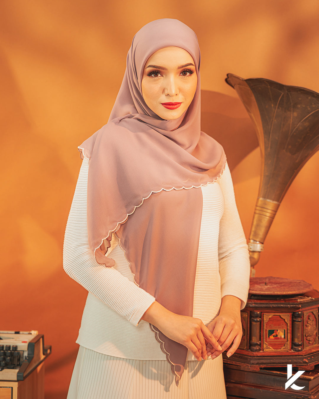 Suri Bawal Sulam in Heather