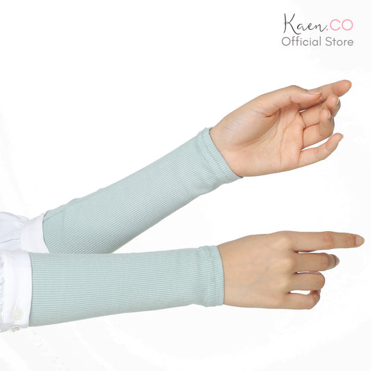 Ribbed Arm Sleeves in Soft Mint