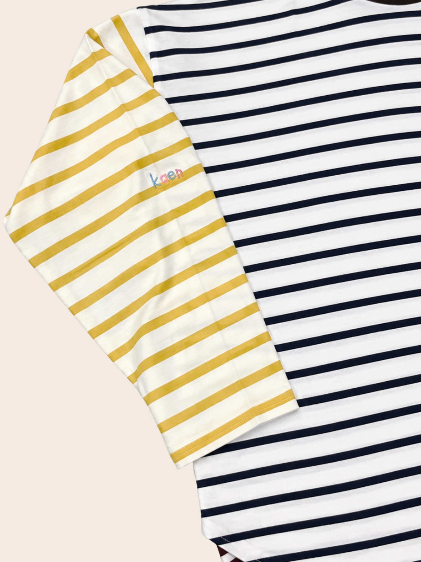 Patchie Tee in Vela