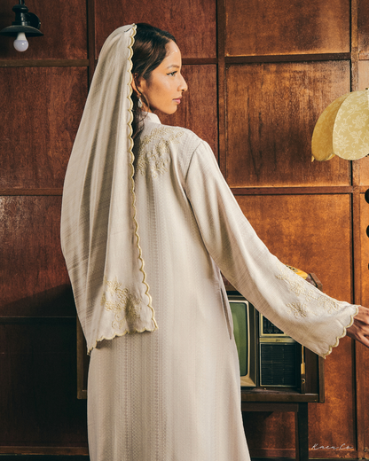 Som in Oat + FREE Selendang | Baju Kurung Sulam Klasik Raya 2026