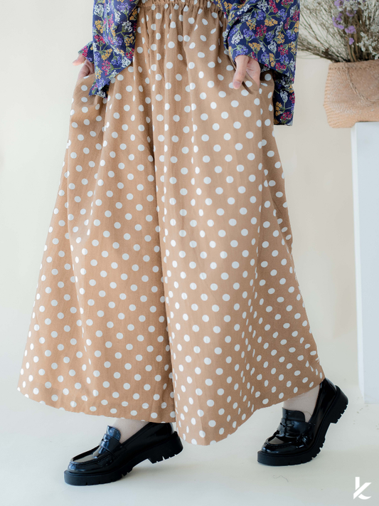 Ordinaire Pant in Toffee Dot