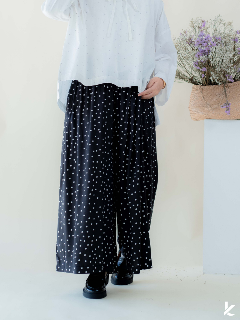 Ordinaire Pant in Noir Dot