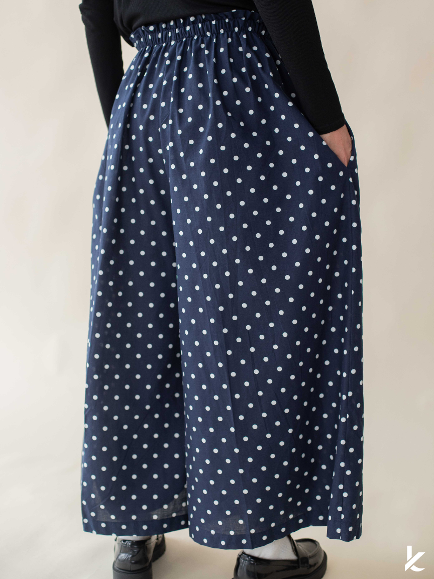 Ordinaire Pant in Midnight