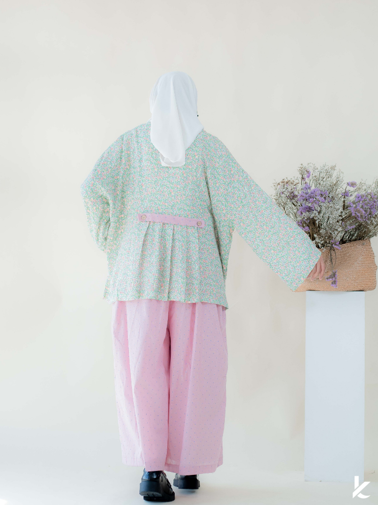 Ease Top in Petal Kiss