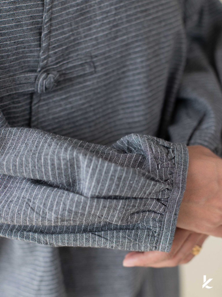Oriental Top in Charcoal