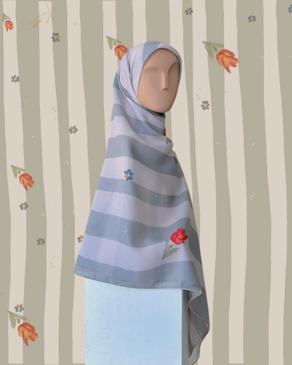 Bawal Playful in Tiny Tulip