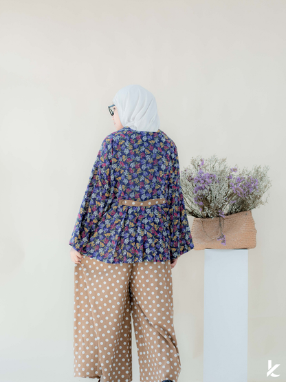 Ease Top in Secret Bloom