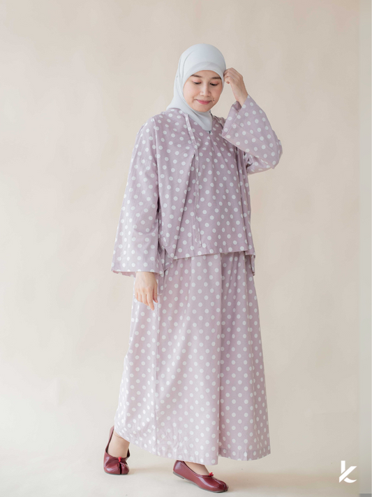 Ease Top in Lilora
