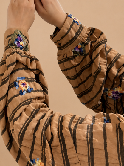 Set Crinkie in Sandstone