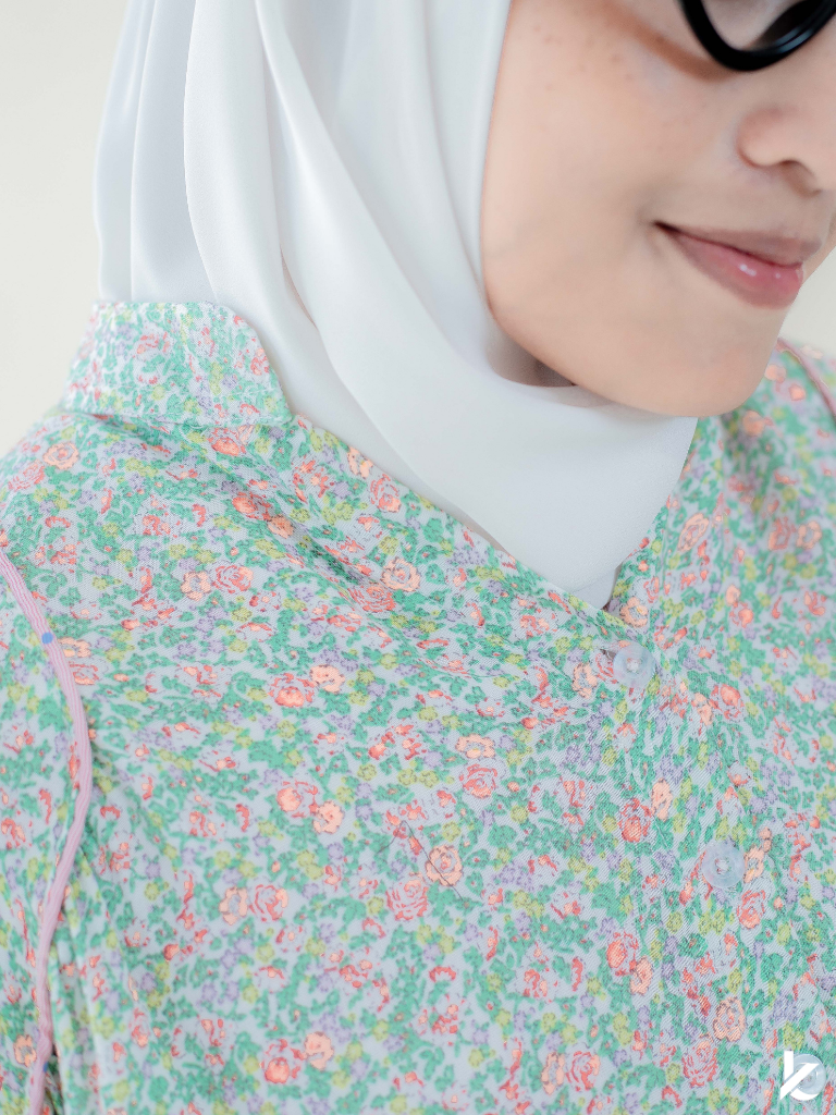 [TOP ONLY] Ma Cherie Petal Kiss