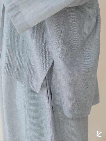 Ease Top in Dust