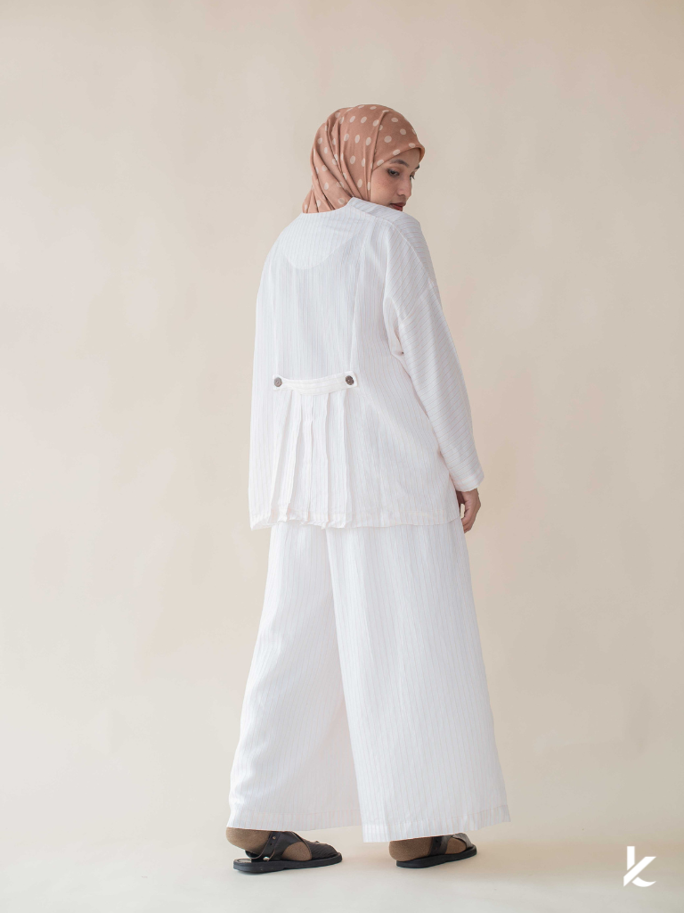 Ease Top in Peachline