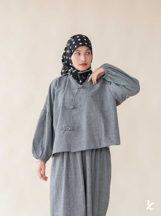Oriental Top in Charcoal