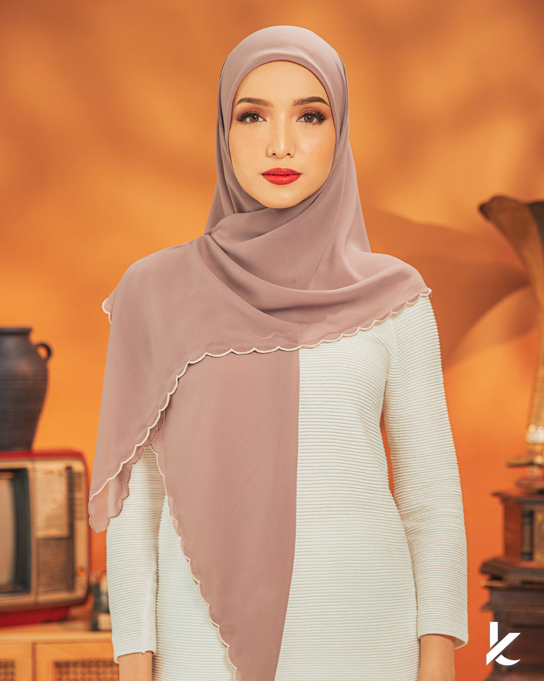 Suri Bawal Sulam in Heather