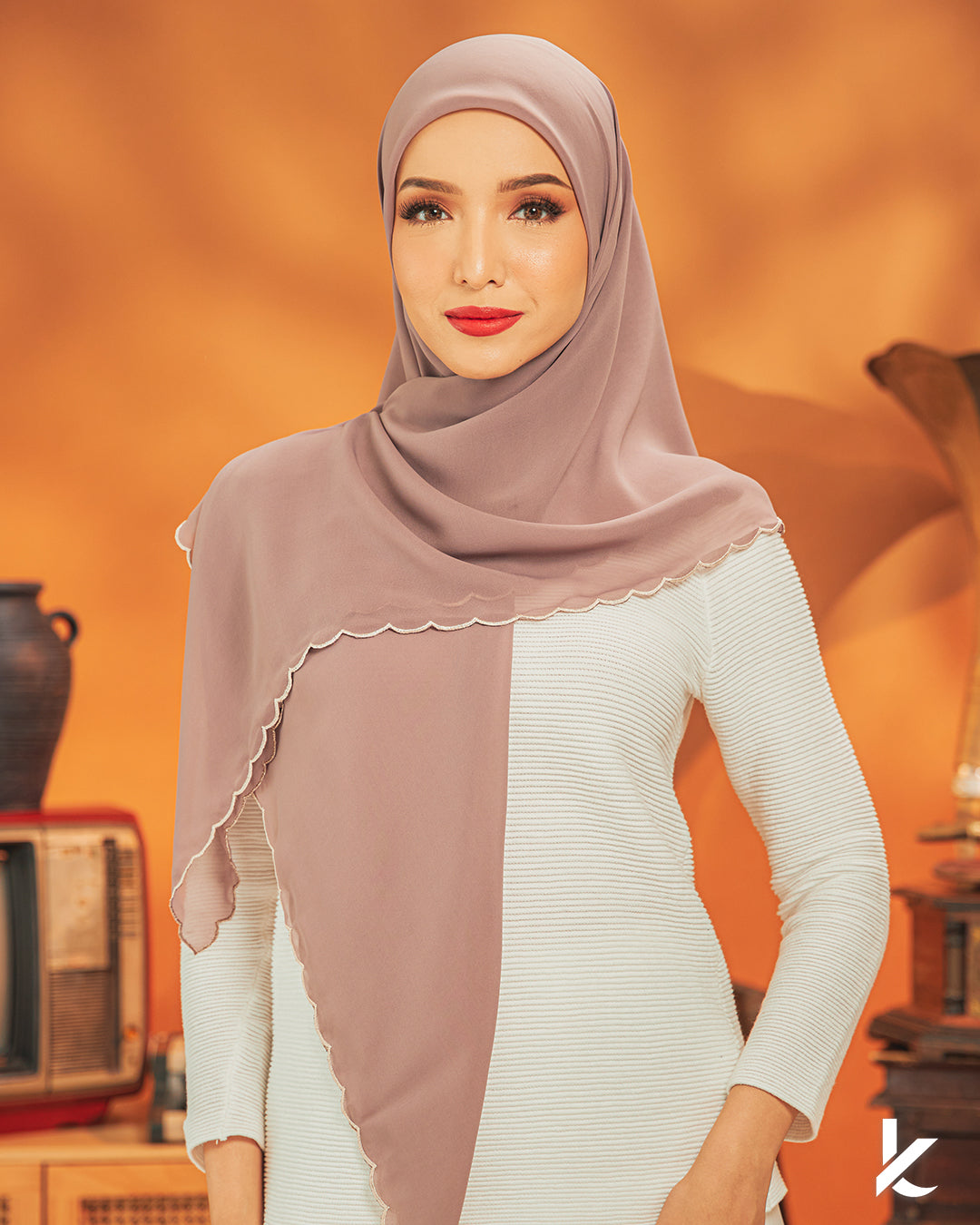 Suri Bawal Sulam in Heather