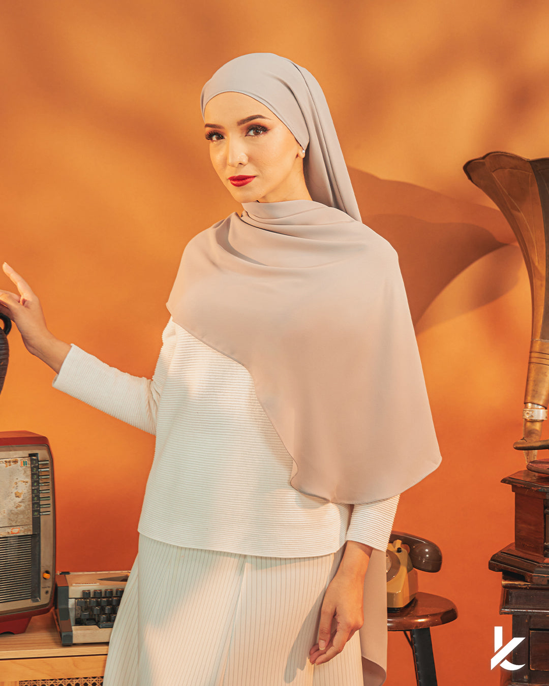 Classe In Quaker Grey