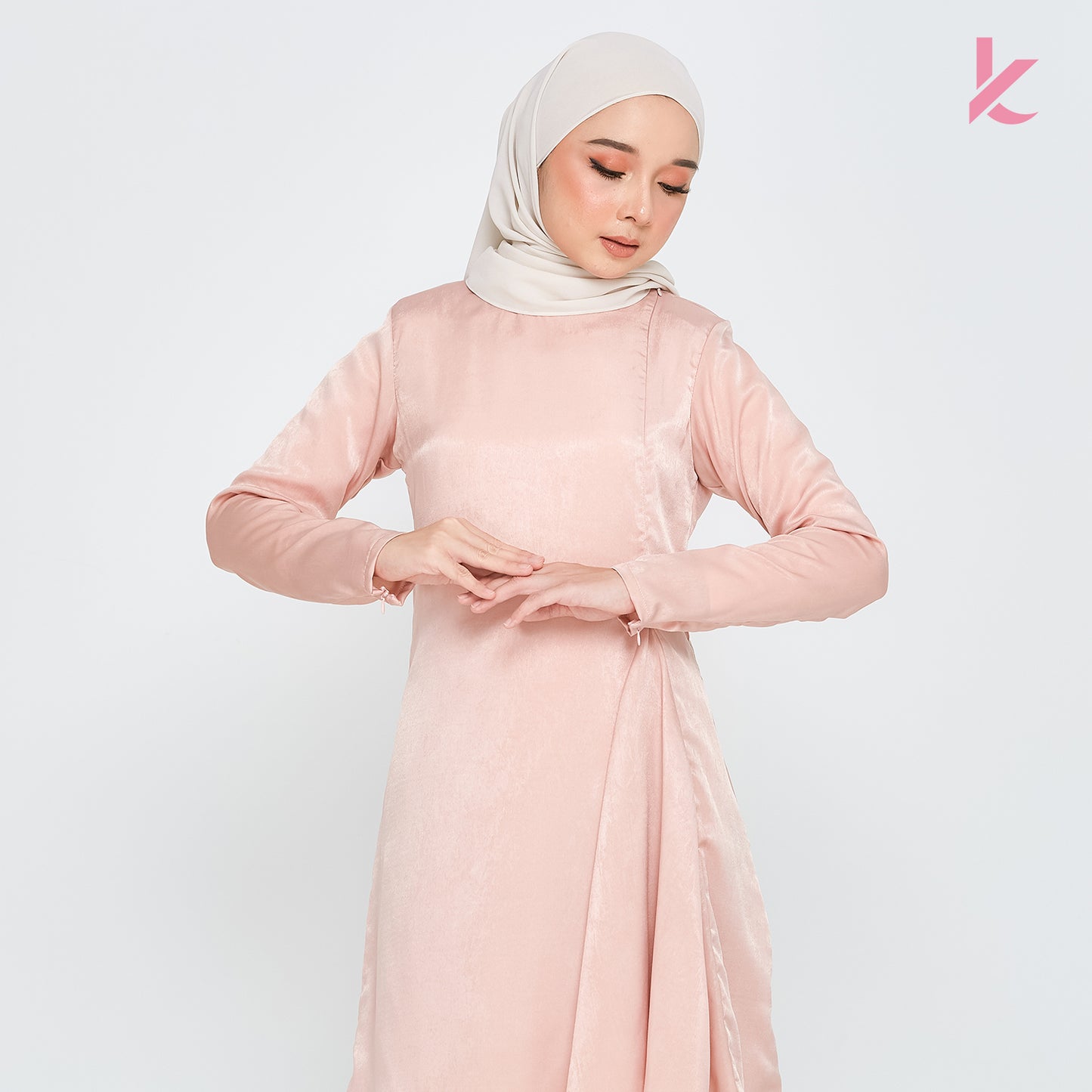 Al-Horra Kurung in Soft Pink