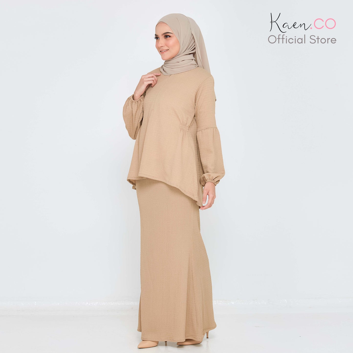 Safia in Matte Gold