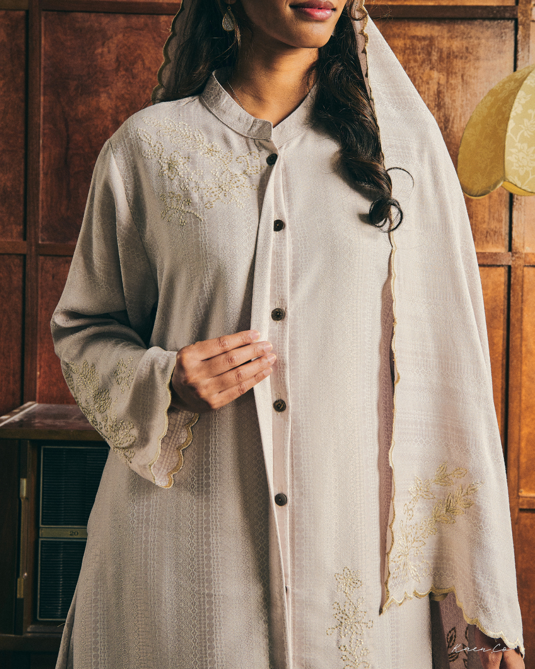 Som in Oat + FREE Selendang | Baju Kurung Sulam Klasik Raya 2026