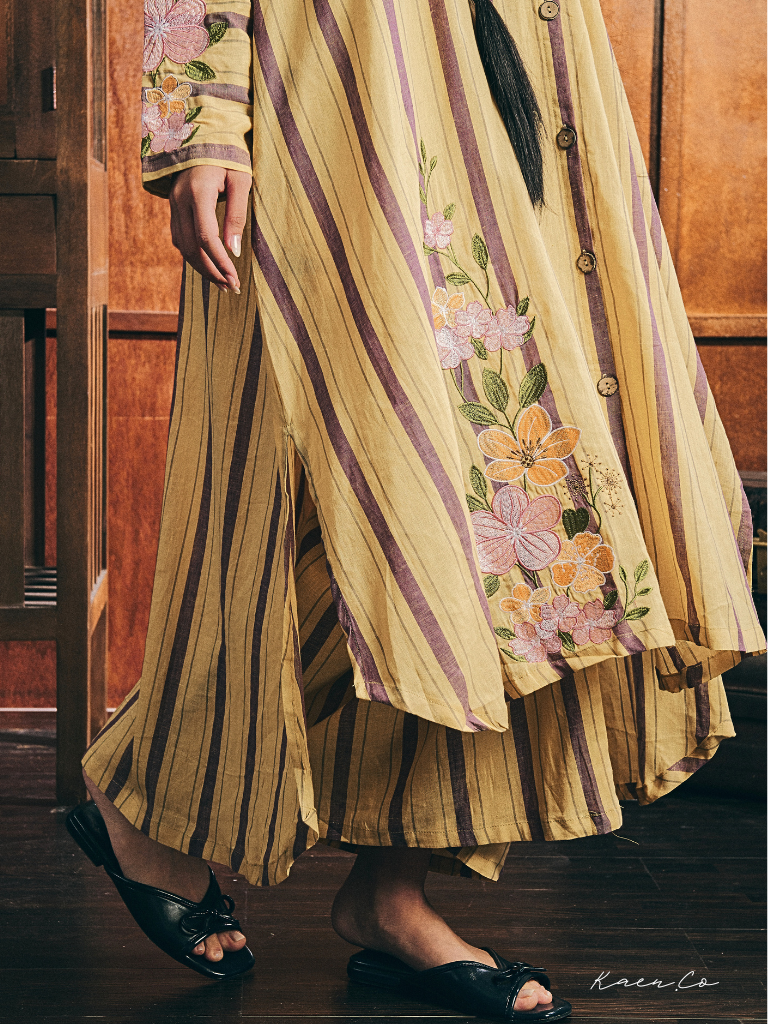 Kebarung Linen Mun in Calista | Kebaya + Kurung Sulam Klasik Raya 2026