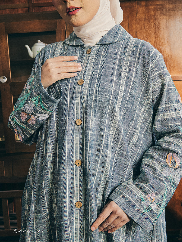 Kebarung Linen Mun in Elara | Kebaya + Kurung Sulam Klasik Raya 2026