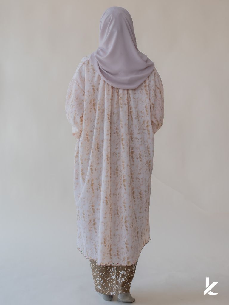 [TOP ONLY] Darcy Kurung in Autumn