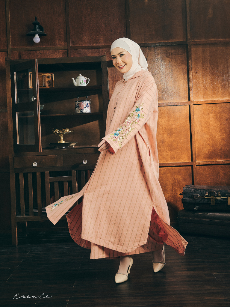 Kebarung Linen Mun in Meliora | Kebaya + Kurung Sulam Klasik Raya 2026