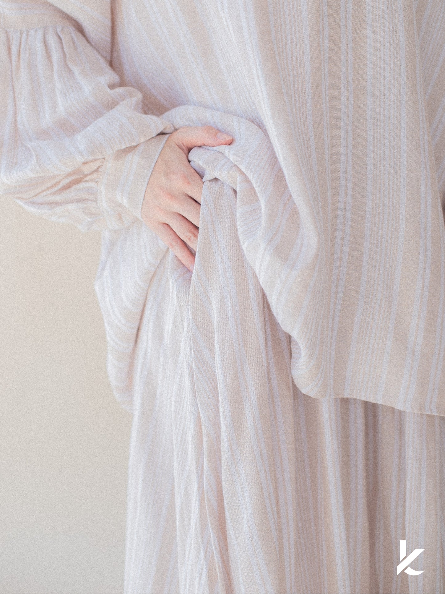 [Kaen.co X Padusi] Odie Set in Taupe Stripe