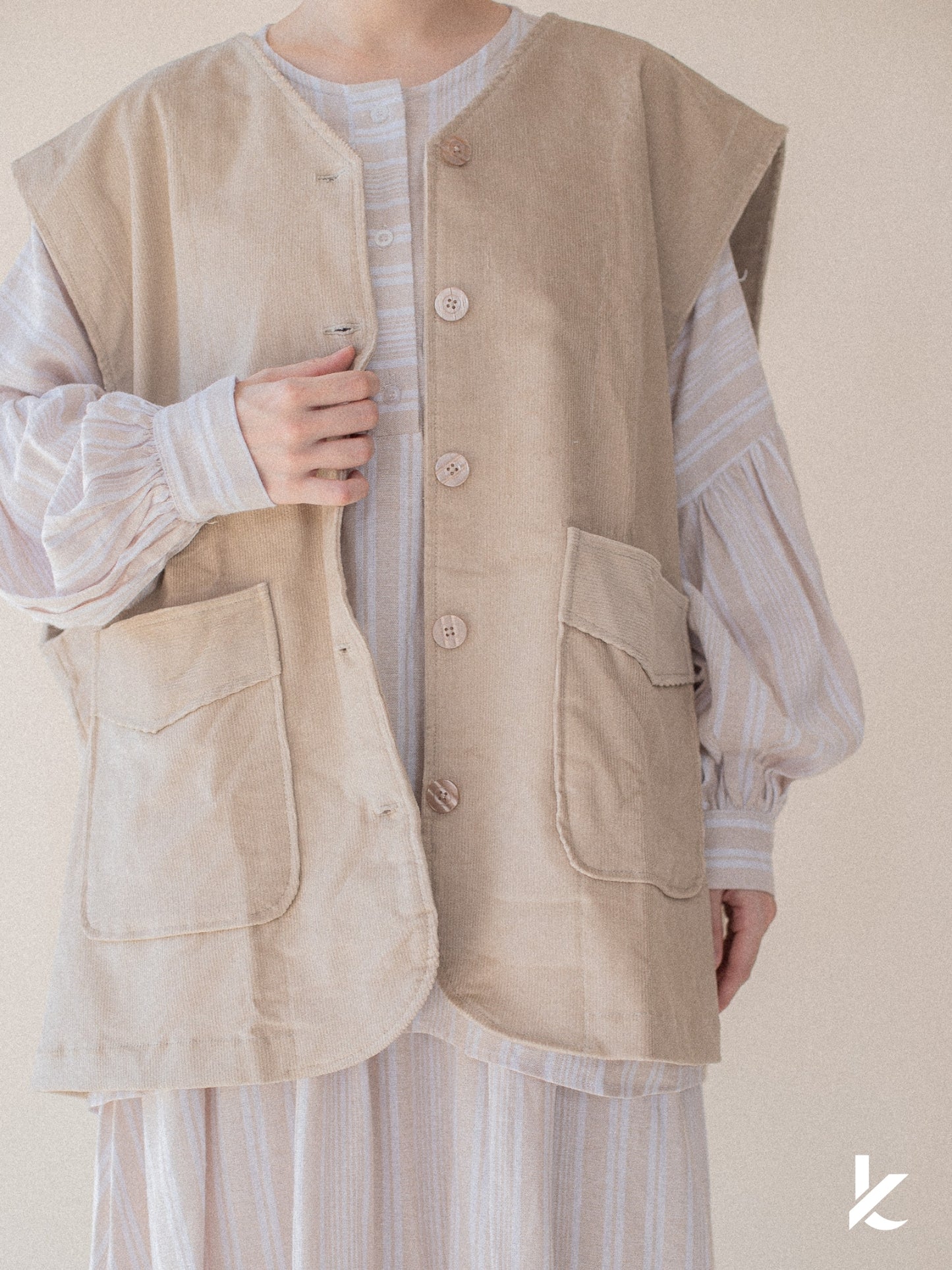 [Kaen.co X Padusi] Odie Vest in Nude