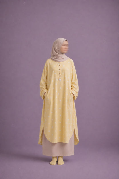 Gamis in Custard
