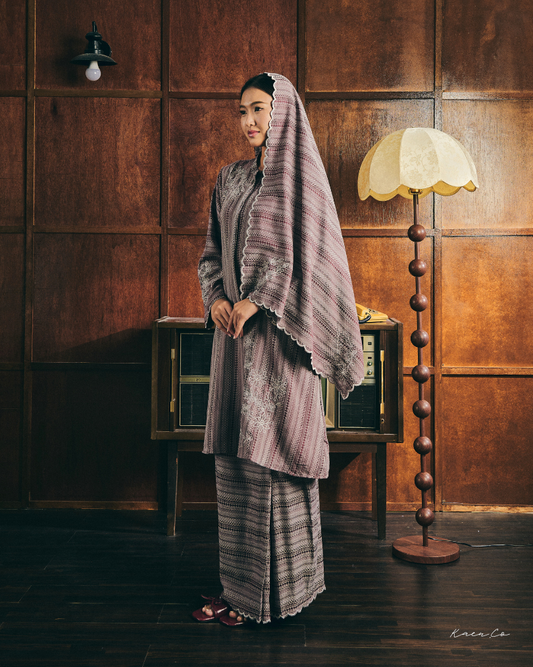 Som in Burgundy + FREE Selendang | Baju Kurung Sulam Klasik Raya 2026