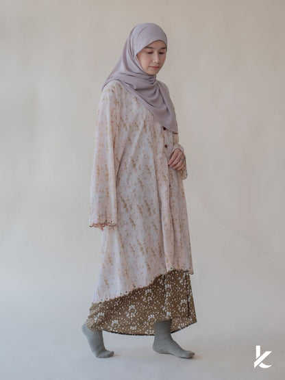 [TOP ONLY] Darcy Kurung in Autumn