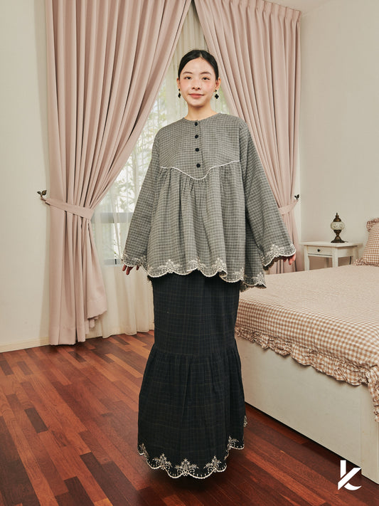 Cutesy Set in Amaya