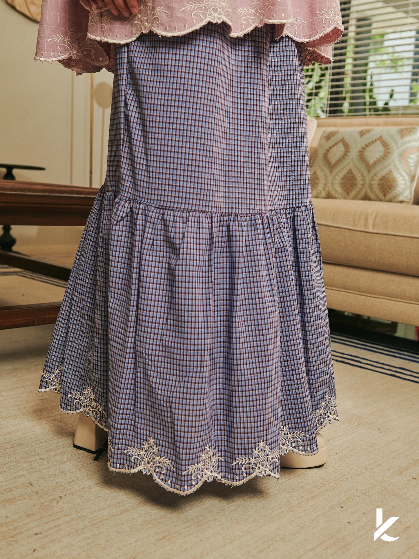 Cutesy Set in Alira