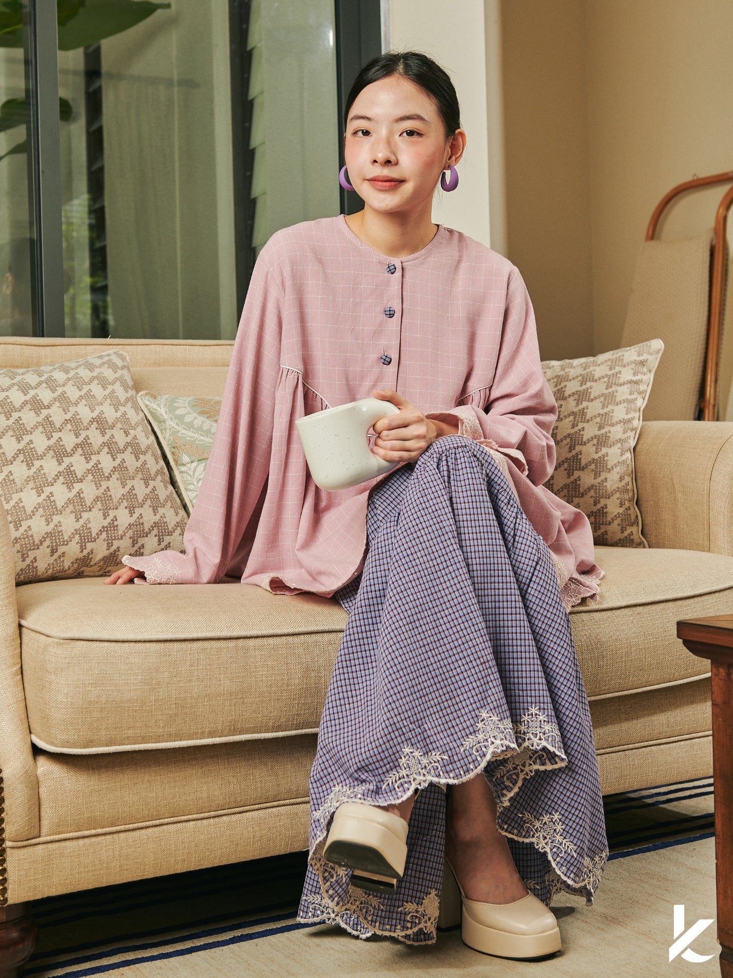 Cutesy Set in Alira