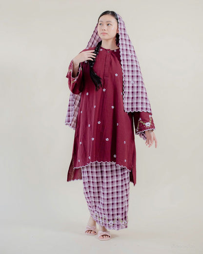 Laima Kurung in Aubergine | Raya 2026 Klasik Sulam