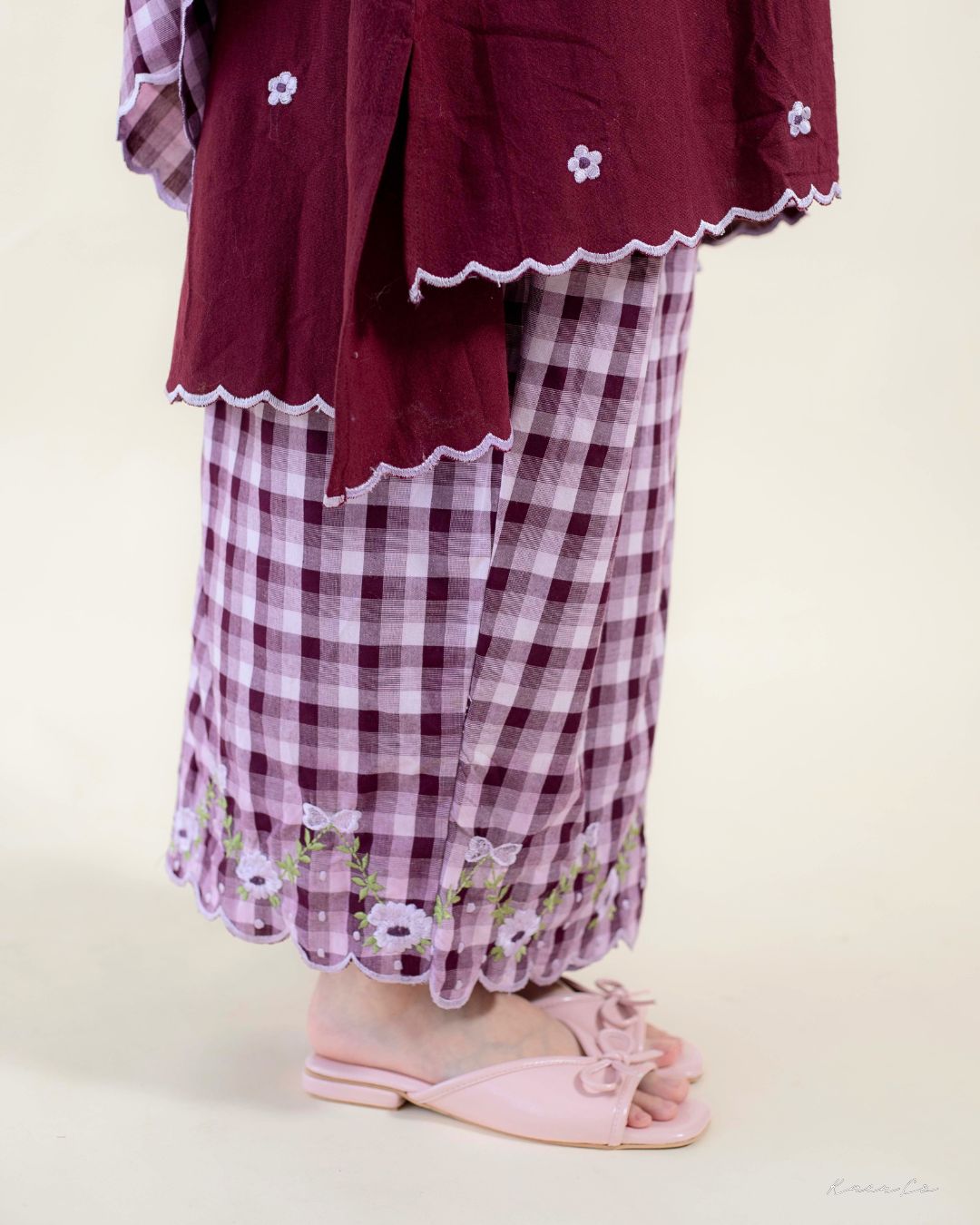 Laima Kurung in Aubergine | Raya 2026 Klasik Sulam