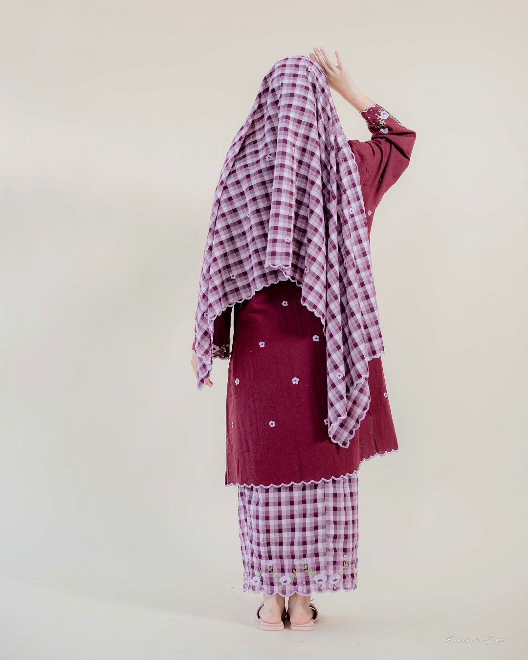 Laima Kurung in Aubergine | Raya 2026 Klasik Sulam