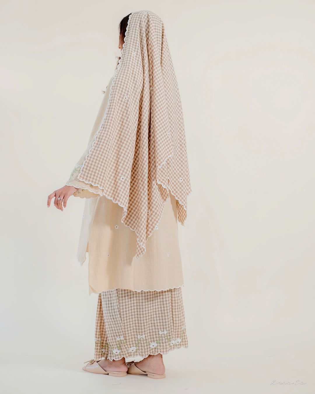 Laima Kurung in Ecru | Raya 2026 Klasik Sulam