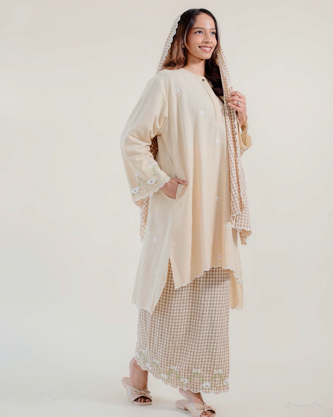 Laima Kurung in Ecru | Raya 2026 Klasik Sulam