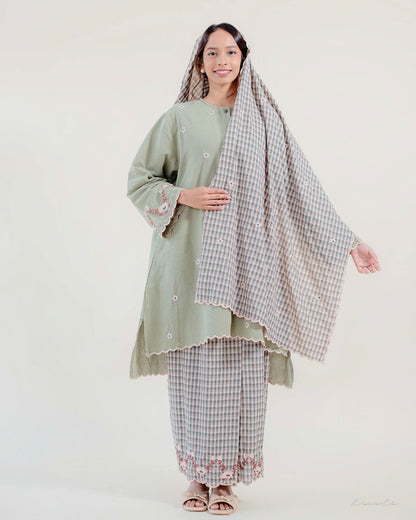 Laima Kurung in Verda | Raya 2026 Klasik Sulam