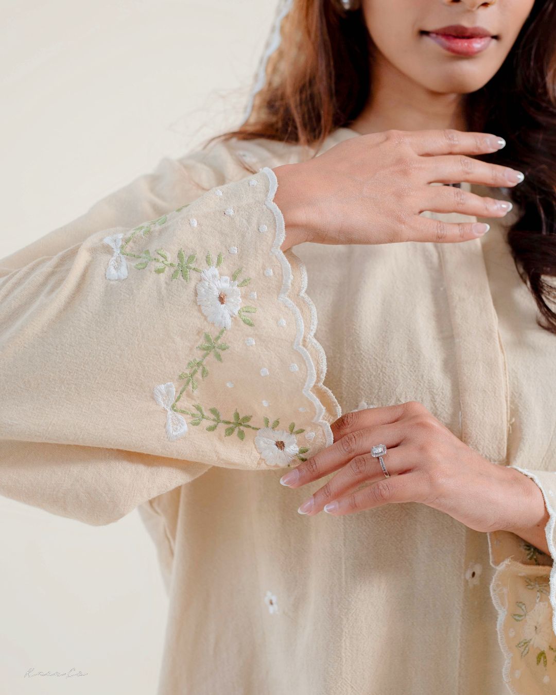 Laima Kurung in Ecru | Raya 2026 Klasik Sulam