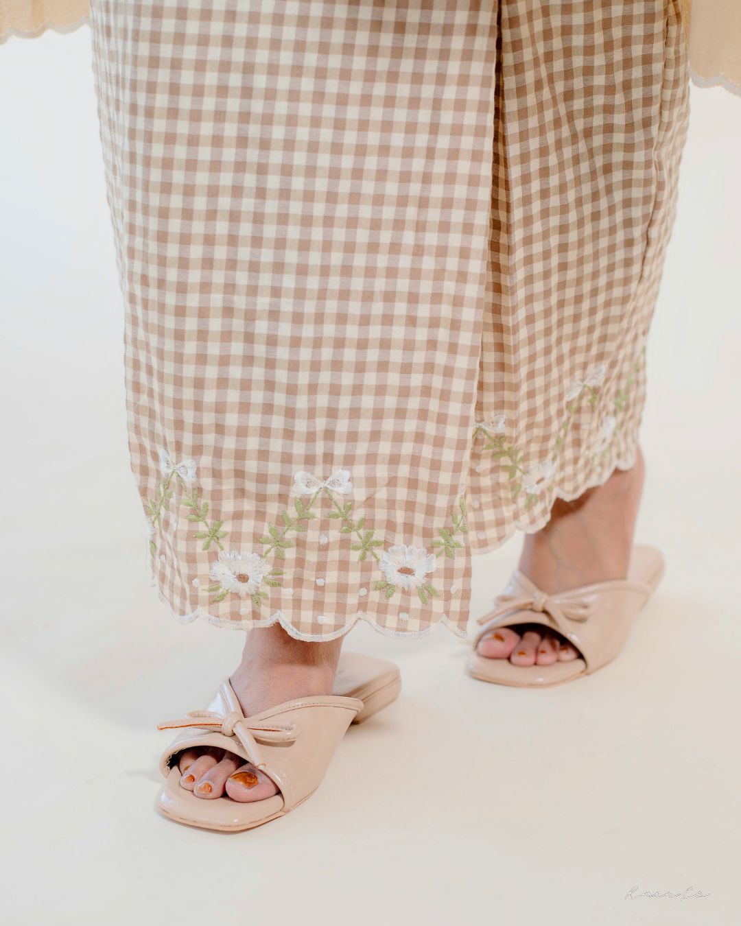 Laima Kurung in Ecru | Raya 2026 Klasik Sulam