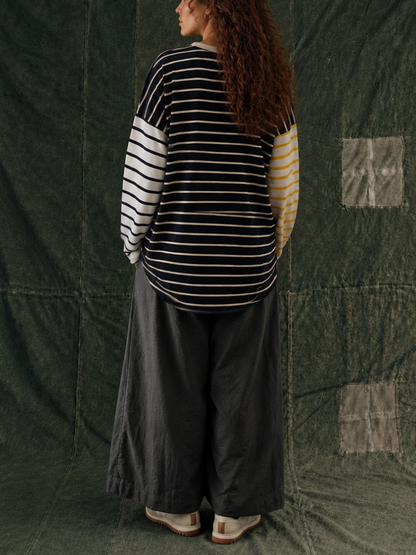 Patchie Tee in Obscura