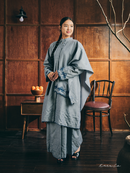 Teh in Ocean Teal + FREE Selendang | Baju Kurung Sulam Klasik Raya 2026